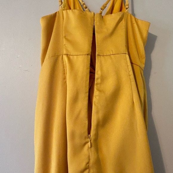 New do + be Gold Satin Bow Ruched Wrao Dress Size Medium New With Tags - Picture 9 of 12